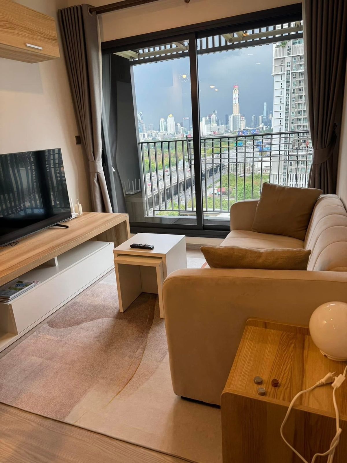 CondoRama9, Petchburi, RCA : For rent Life Asoke Hype Price 23,000 baht with sale price [PNsr250502]