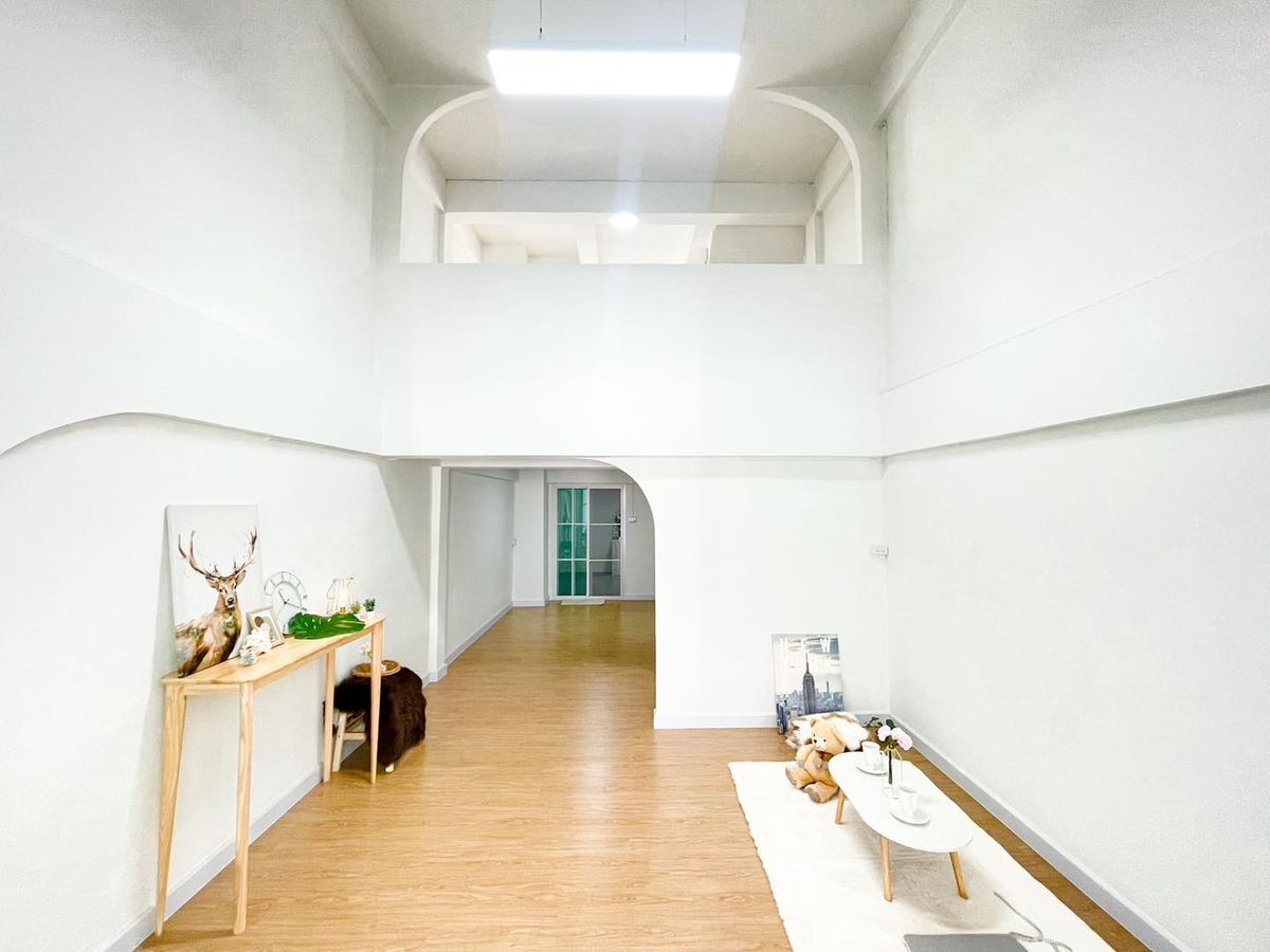 ขายทาวน์โฮมนนทบุรี บางใหญ่ บางบัวทอง : 📢 ขายด่วน 🏡 ทาวน์เฮ้าส์ 3 ชั้น ครึ่ง พิมลราช 1 รีโนเวททั้งหลัง 💸 ราคาถูกมาก 2.39 ล้าน ทำเลดี ฟรีโอน 🎍