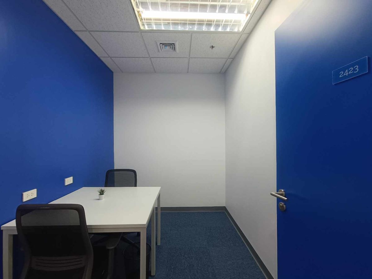 For RentOfficeSukhumvit, Asoke, Thonglor : Service Office Office area for rent Asoke Serviced Office. Beautifully decorated, ready to go to the Serm -Mitr Tower Sukhumvit21 Asoke building. The area for 1 - 50 people (starting at 10,000 baht) near the Asoke BTS, MRT Sukhumvit 21  