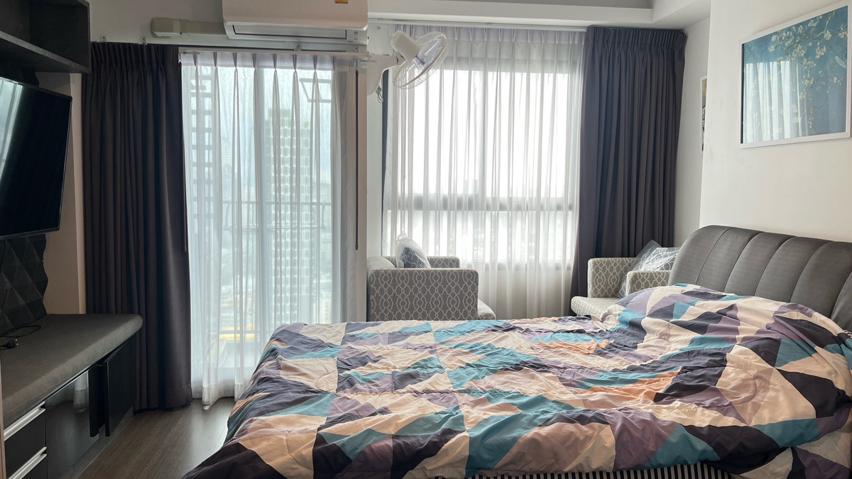 For RentCondoOnnut, Udomsuk : Rent/RENT IDEO Sukhumvit 93 30 meters to Bangchak Bangchak Starbucks Seven very convenient.