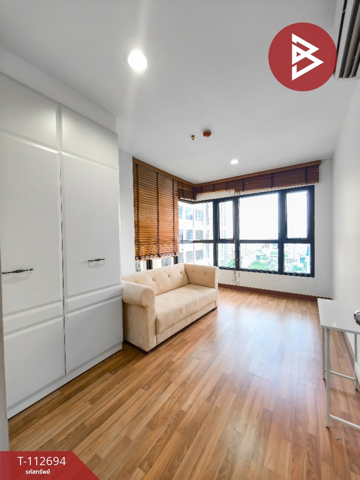 For SaleCondoRatchathewi,Phayathai : Condo for sale, The Crest Phaholyothin11, Phayathai, Bangkok