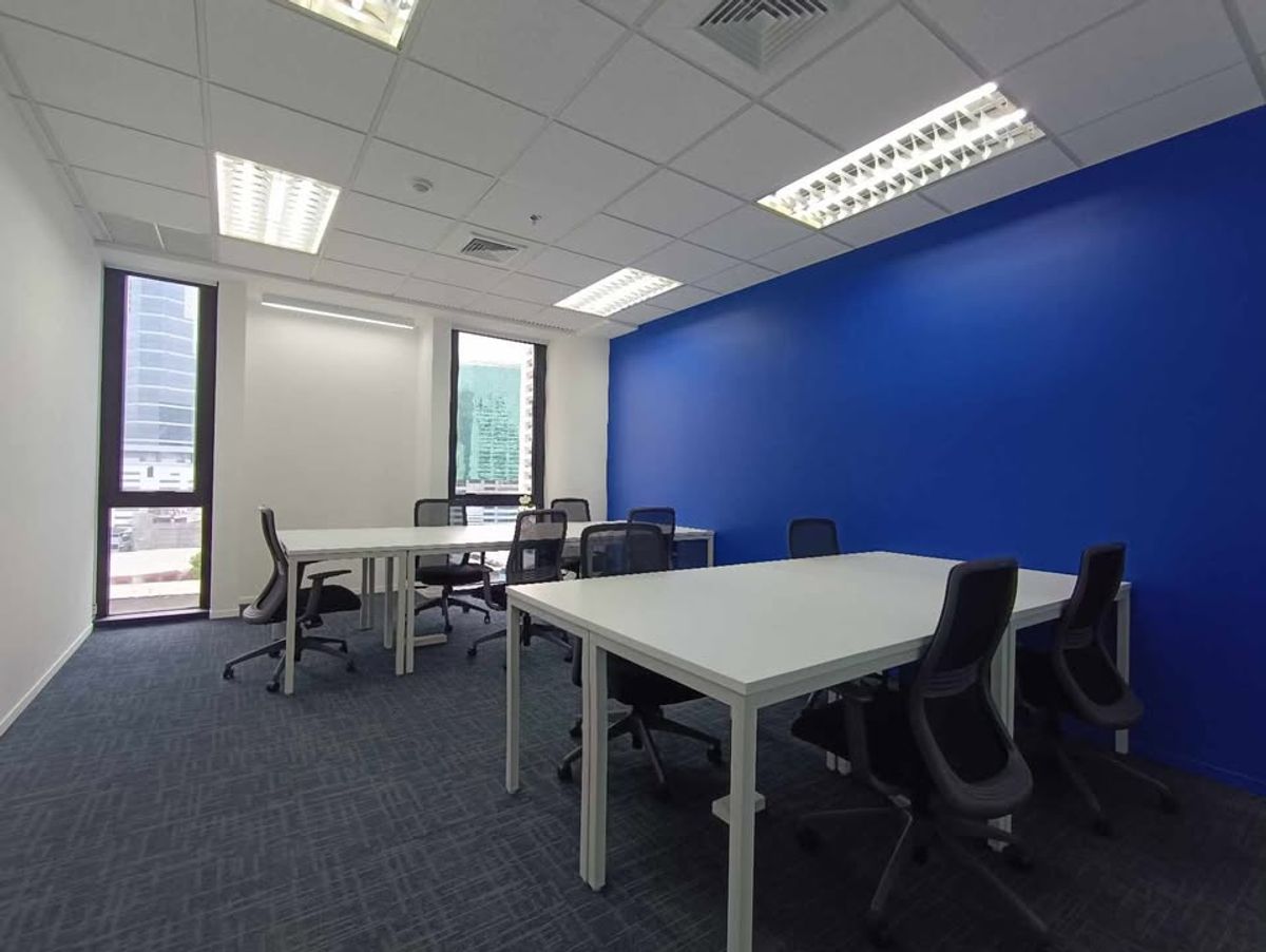 ให้เช่าสำนักงานอารีย์ อนุสาวรีย์ : เซอร์วิสออฟฟิศ พื้นที่สำนักงานให้เช่า อารีย์ Serviced Office พื้นที่เริ่มต้นสำหรับ 1 - 50 ท่าน ตกแต่งสวย พร้อมเข้าอยู่ อาคาร เอส.พี บิ้วดิ้ง (ไอบีเอ็ม) - S.P. Building (IBM Building) ใกล้รถไฟฟ้า BTSอารีย์, พหลโยธิน, สนามเป้า