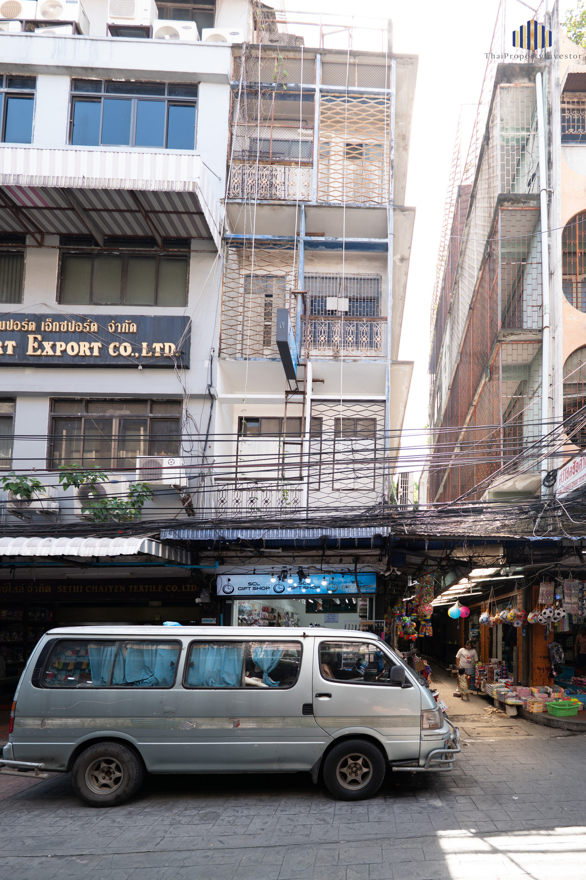 For SaleShop HouseBang kae, Phetkasem : Great for Investment! Ideal for Dormitory Near Mall! 4-Storey Commercial Building with Rooftop for Sale, 16 SQ.W. in Soi Phetkasem 50/3, Close to MRT Blue Line and Seacon Bangkae, Phasi Charoen – Affordable Price!