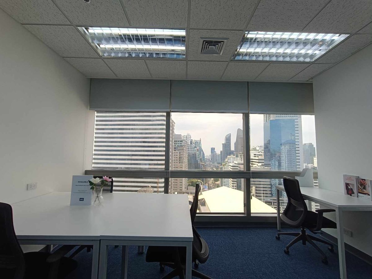 For RentOfficeSukhumvit, Asoke, Thonglor : Service Office Office area for rent Asoke Serviced Office. Beautifully decorated, ready to go to the Serm -Mitr Tower Sukhumvit21 Asoke building. The area for 1 - 50 people (starting at 10,000 baht) near the Asoke BTS, MRT Sukhumvit 21  