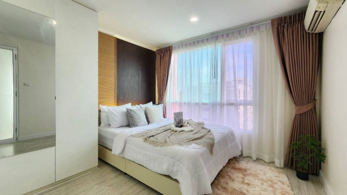 For SaleCondoRatchadapisek, Huaikwang, Suttisan : Selling corner rooms, 8th floor, complete furniture, ready to stay in the C Style Condominium Ratchada 18 project (S4818)