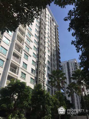 For SaleCondoLadprao, Central Ladprao : 2-BR Condo at The Room Ratchada-Ladprao near MRT Ratchadaphisek