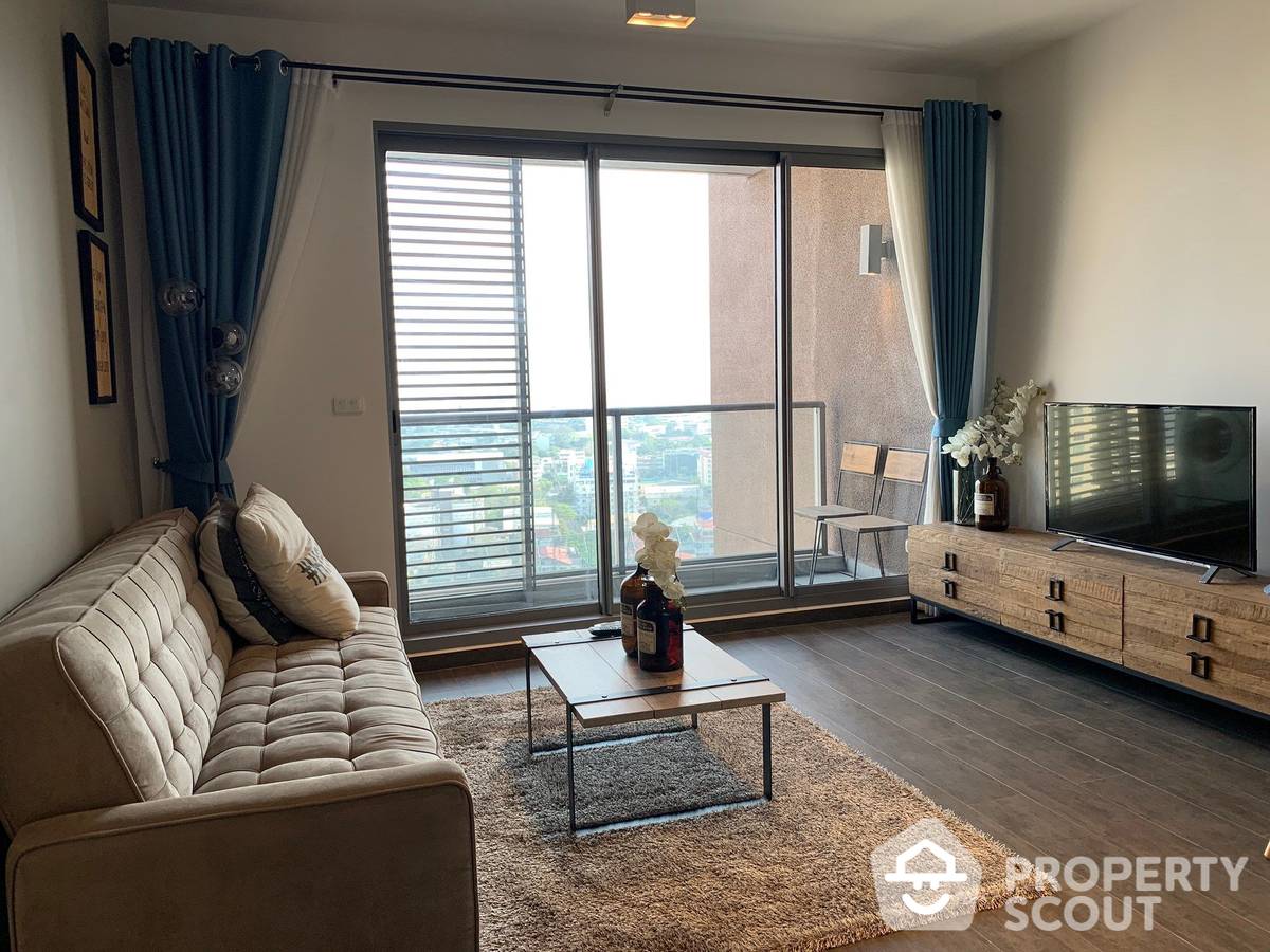 For SaleCondoSukhumvit, Asoke, Thonglor : 1-BR Condo at The Lofts Ekkamai near BTS Ekkamai
