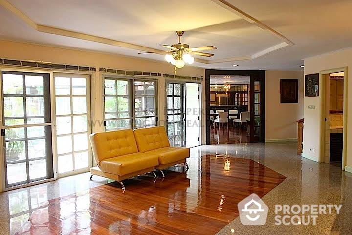 For RentCondoSukhumvit, Asoke, Thonglor : 4-BR Serviced Apt. close to Thong Lo