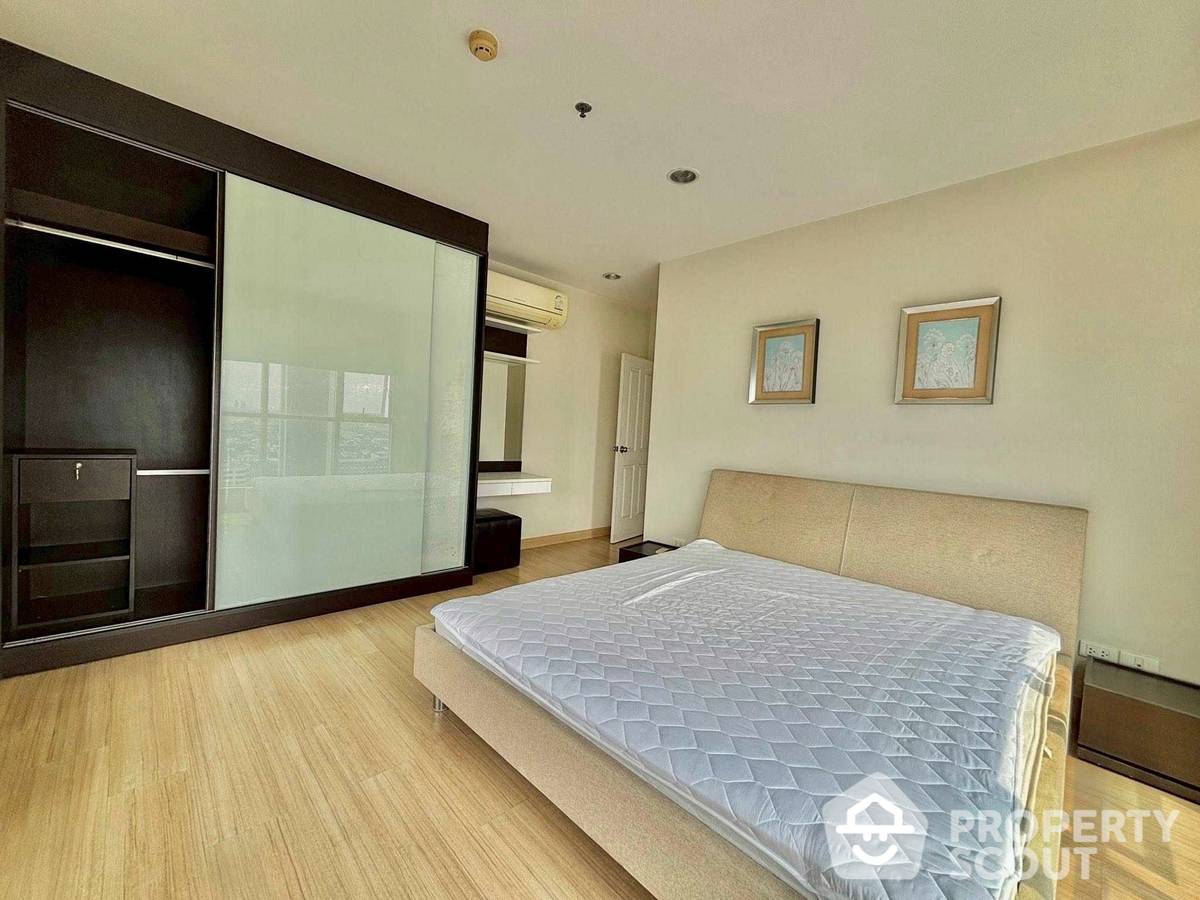 For RentCondoLadprao, Central Ladprao : 2-BR Condo at Life @ Ladprao 18 near MRT Lat Phrao