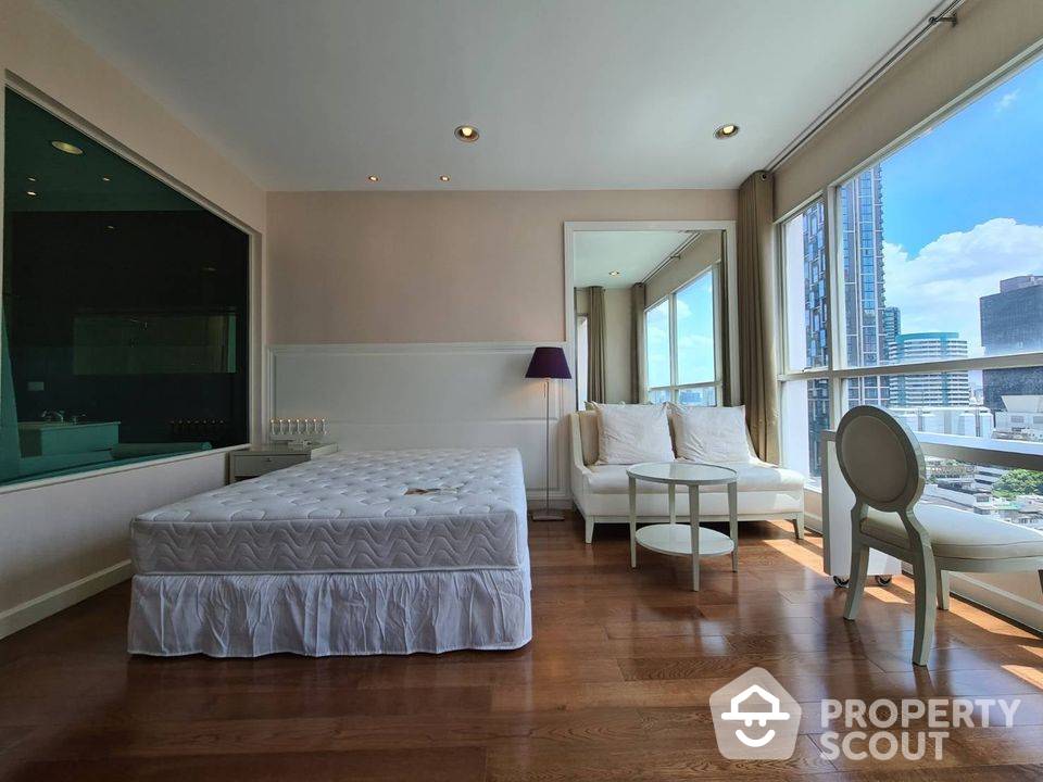 For SaleCondoWitthayu, Chidlom, Langsuan, Ploenchit : 1-BR Condo at The Address Chidlom near BTS Chit Lom