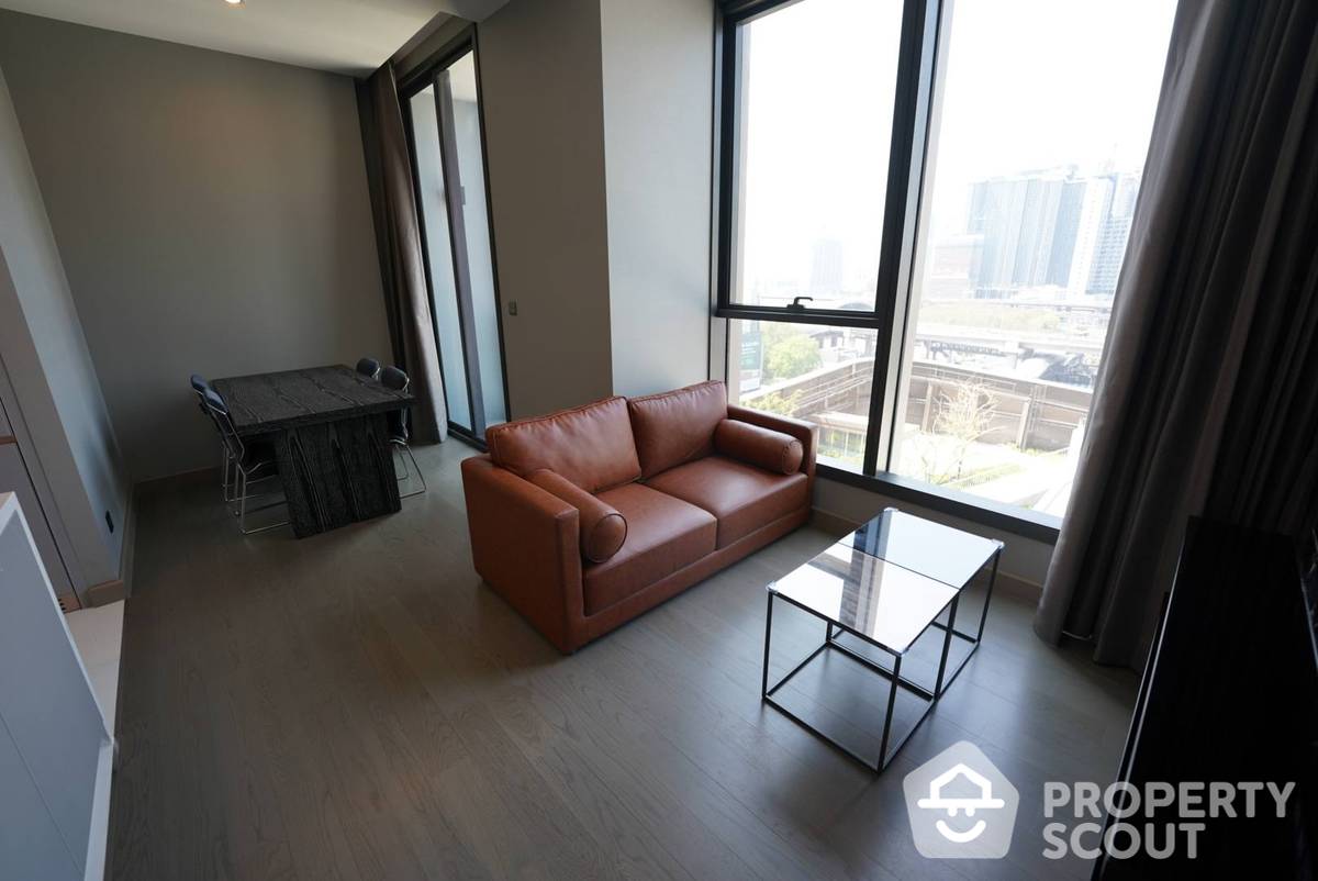 For SaleCondoRama9, Petchburi, RCA : 1-BR Condo at The Esse At Singha Complex near MRT Phetchaburi