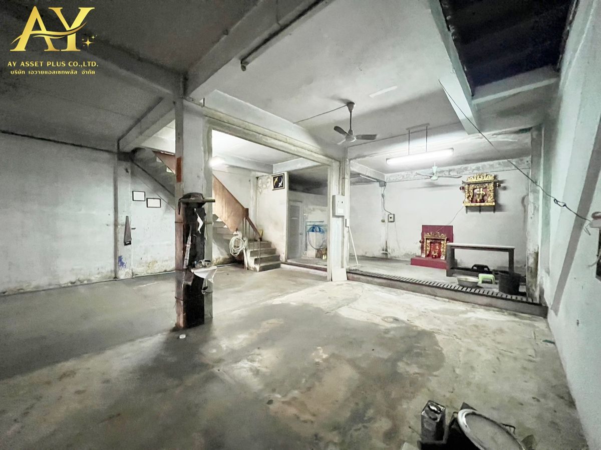 For SaleShop HousePinklao, Charansanitwong : 🏡🏡 V -3 commercial building, 3 booths, Charan Sanitwong 15, Bangkok Yai, Bangkok 42.9 sq.w., Para Special Pia V 18.5 M (selling including 3 booths)