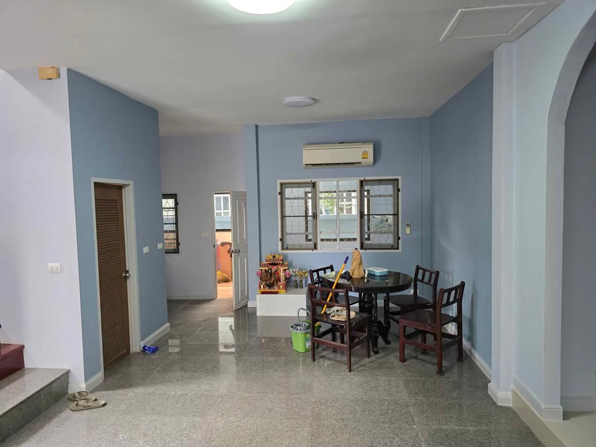 ให้เช่าบ้านนนทบุรี บางใหญ่ บางบัวทอง : บ้านเดี่ยว 4ห้องนอน มีห้องชั้น1 ไทรม้า ท่าอิฐ ใกล้ถนนใหญ่