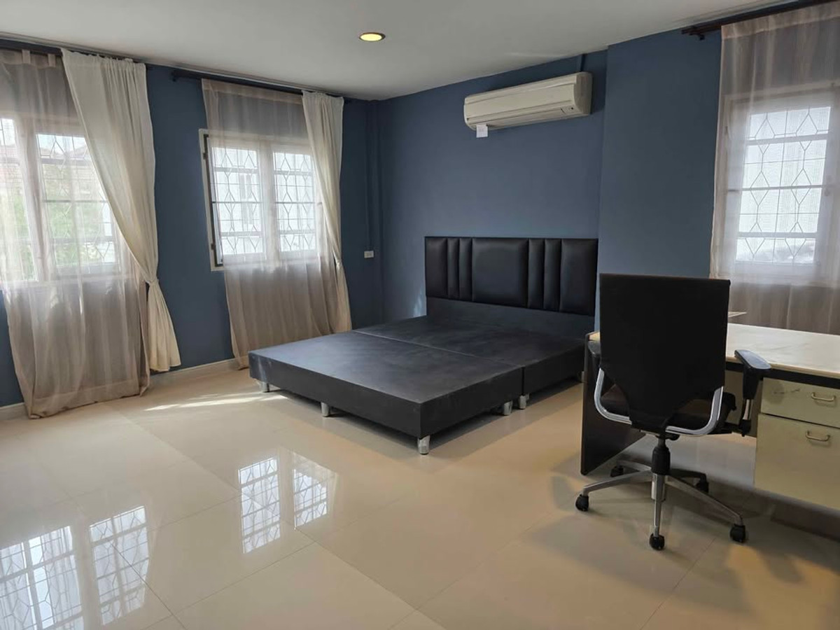 ให้เช่าบ้านนนทบุรี บางใหญ่ บางบัวทอง : บ้านเดี่ยว 4ห้องนอน มีห้องชั้น1 ไทรม้า ท่าอิฐ ใกล้ถนนใหญ่