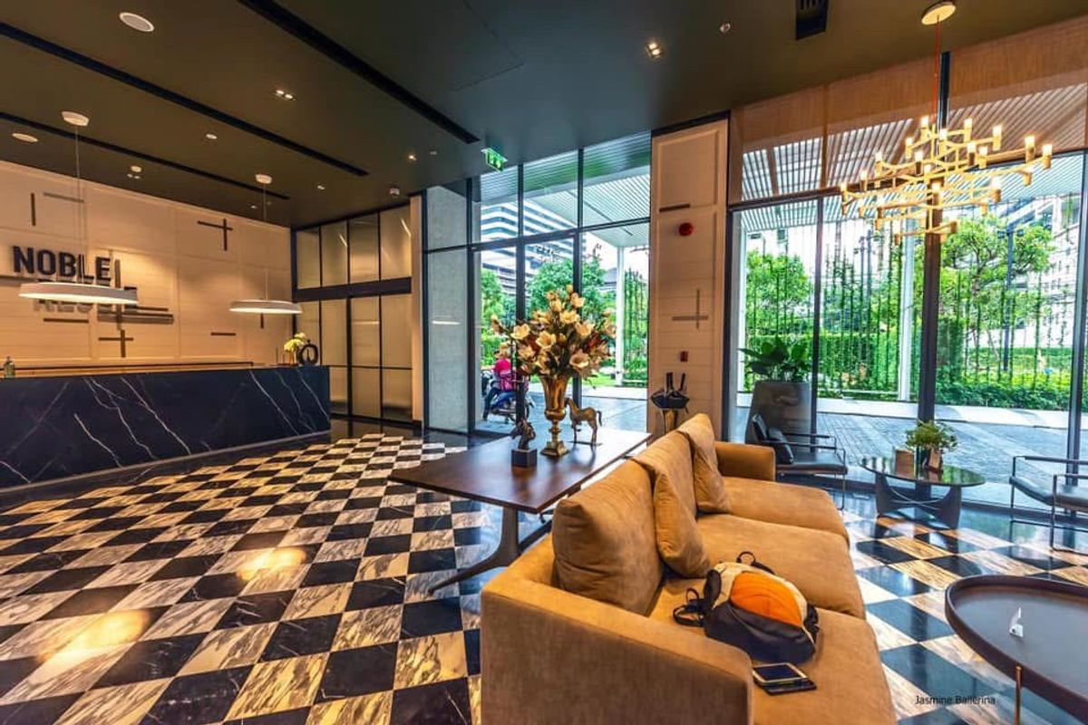 ให้เช่าคอนโดสุขุมวิท อโศก ทองหล่อ : LTH12492 - Noble Recole Sukhumvit 19 Condo FOR RENT Size 62.22 sqm. 2 beds 2 baths Near BTS Asok Station ONLY 50K/Month