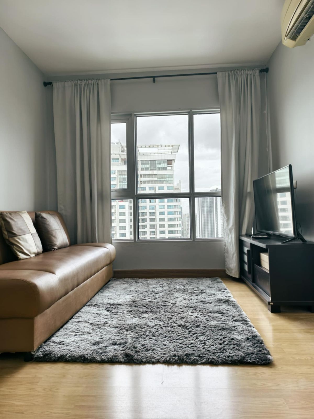 ให้เช่าคอนโดคลองเตย กล้วยน้ำไท : 20,000 BHT/Month Aspire Rama 4, 2 Bedrooms