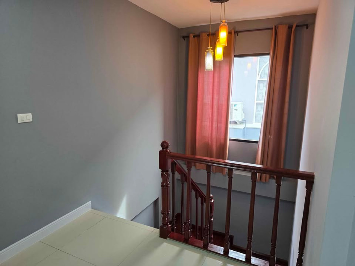 ให้เช่าบ้านนนทบุรี บางใหญ่ บางบัวทอง : บ้านเดี่ยว 4ห้องนอน มีห้องชั้น1 ไทรม้า ท่าอิฐ ใกล้ถนนใหญ่