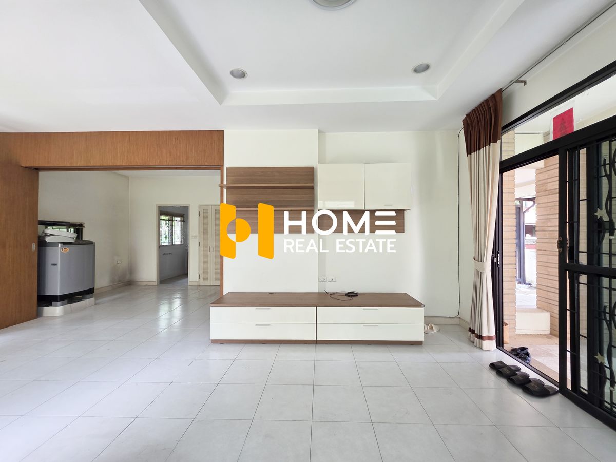 ขายบ้านเสรีไทย-นิด้า : ใกล้ห้างแฟชั่น ✨ บ้านเดี่ยว เศรษฐสิริ วงแหวน - สุขาภิบาล 2 / 3 ห้องนอน (ขาย), Setthasiri Wongwan - Sukhaphiban 2  / Detached House 3 Bedrooms (FOR SALE) AA582