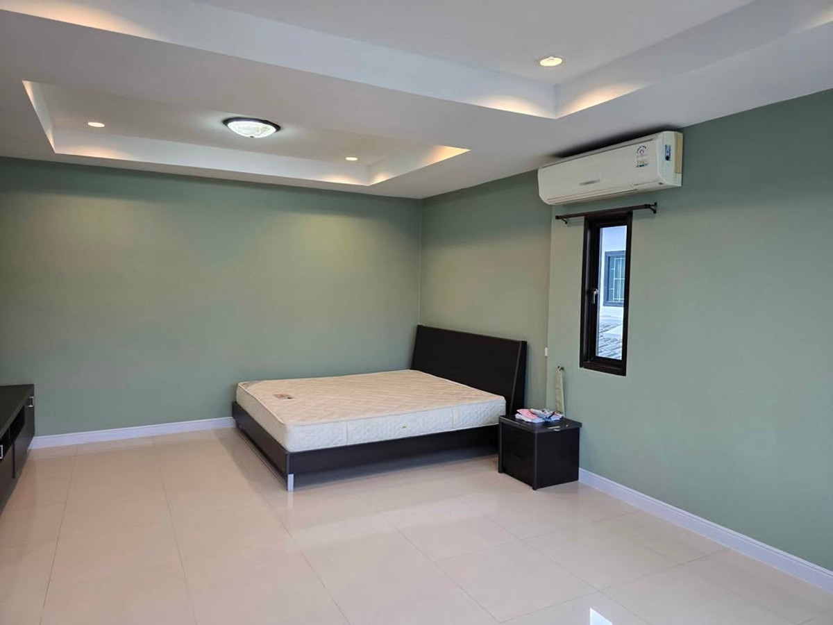 ให้เช่าบ้านนนทบุรี บางใหญ่ บางบัวทอง : บ้านเดี่ยว 4ห้องนอน มีห้องชั้น1 ไทรม้า ท่าอิฐ ใกล้ถนนใหญ่