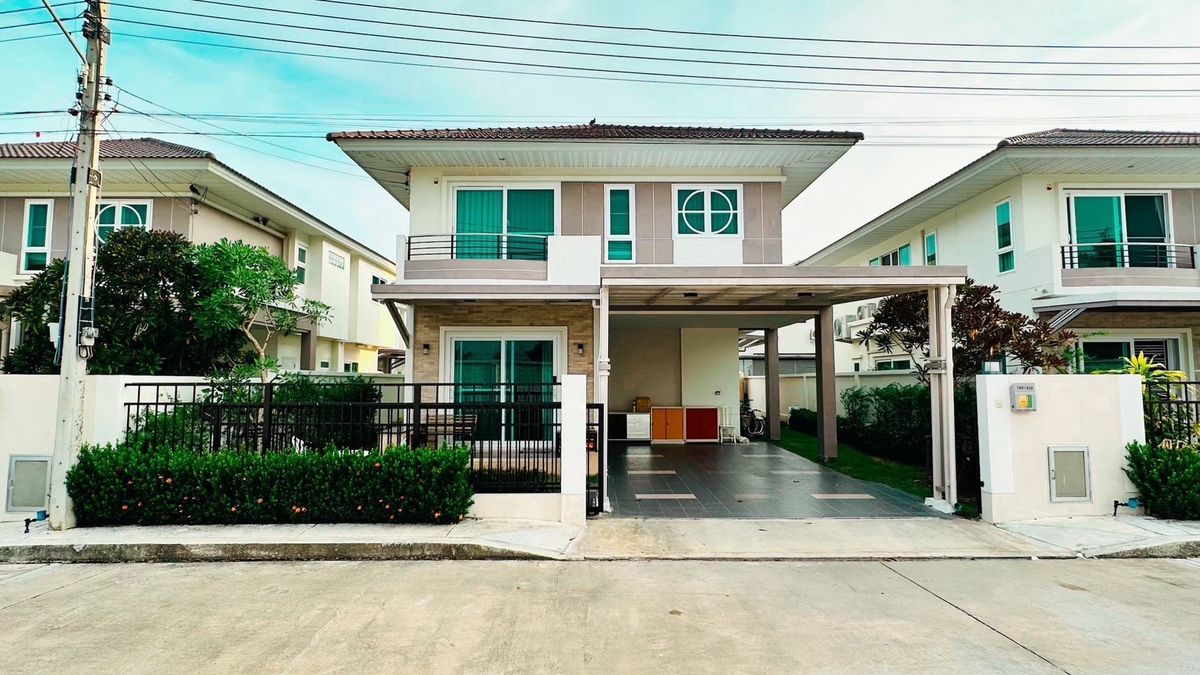 ขายบ้านปทุมธานี รังสิต ธรรมศาสตร์ : บ้านเดี่ยว 2 ชั้น  64.6 ตารางวา ศุภาลัย การ์เด้นวิลล์ กรุงเทพฯ-ปทุมธานี พื้นที่ใช้สอย  197 ตารางเมตร  4 ห้องนอน 3 ห้องน้ำ