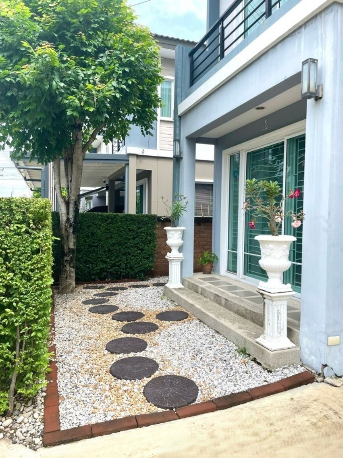 ให้เช่าบ้านปทุมธานี รังสิต ธรรมศาสตร์ : บ้านเดี่ยว 3ห้องนอน ซอยคลองหลวง17 ตรงข้ามกองกษาปณ์ ใกล้ ม.กรุงเทพ เฟอร์ครบ พร้อมอยู่