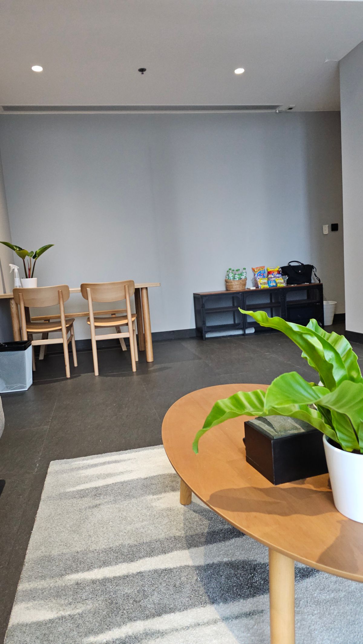 For RentCondoSathorn, Narathiwat : Tait 12 ให้เช่า 2 นอน 2 น้ำ พื้นที่ 72 ตรม  69,000 บาท สนใจโทร น้อง 096-2615656 พร้อมให้นัดหมายเข้าชมทุกวัน  Tait 12 2bed 2 bath 72 Sq,m Rental price 69,000 Baht   call Nong 096-2615656 Ready to touring everyday   ห้องกว้าง 72 ตรม. พร้อมอยู่ได้เลย ตกแต่งค