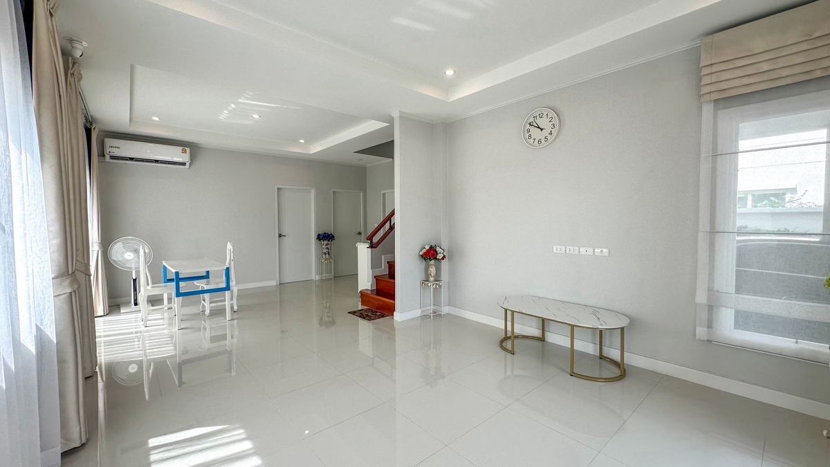 ขายบ้านปทุมธานี รังสิต ธรรมศาสตร์ : บ้านเดี่ยว 2 ชั้น  64.6 ตารางวา ศุภาลัย การ์เด้นวิลล์ กรุงเทพฯ-ปทุมธานี พื้นที่ใช้สอย  197 ตารางเมตร  4 ห้องนอน 3 ห้องน้ำ