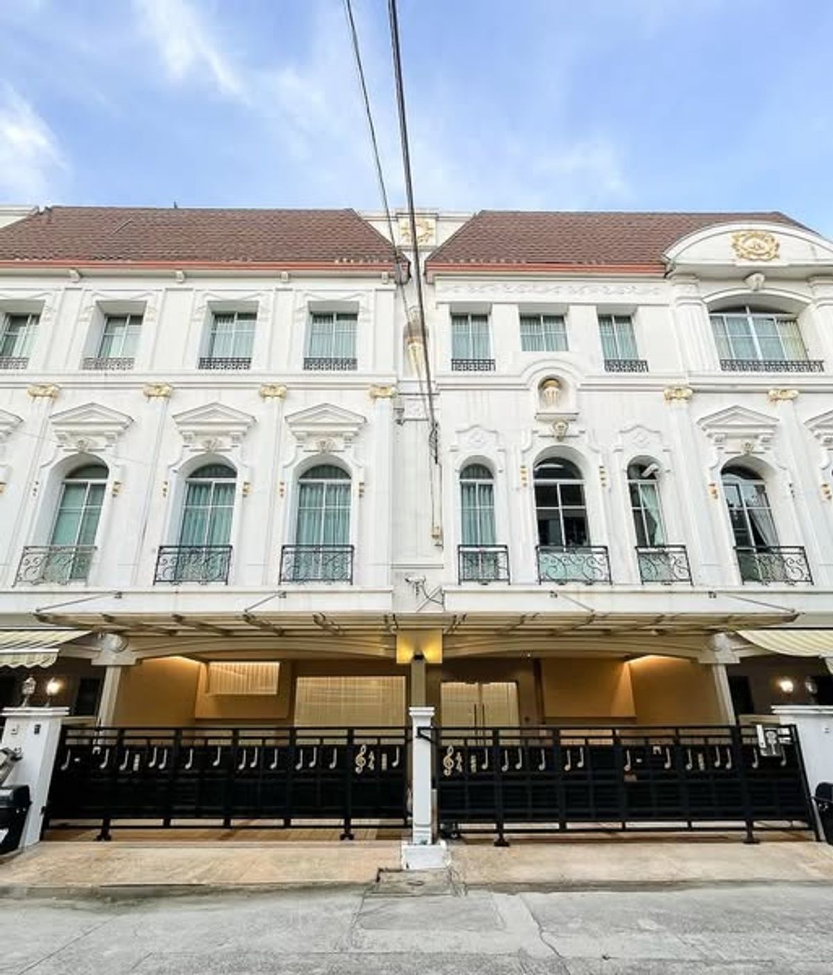 ให้เช่าทาวน์โฮมพระราม 3 สาธุประดิษฐ์ : [ Rent ] Baan Klang Krung Grande Vienna Rama 3 บ้านกลางกรุง แกรนด์เวียนนา พระราม 3