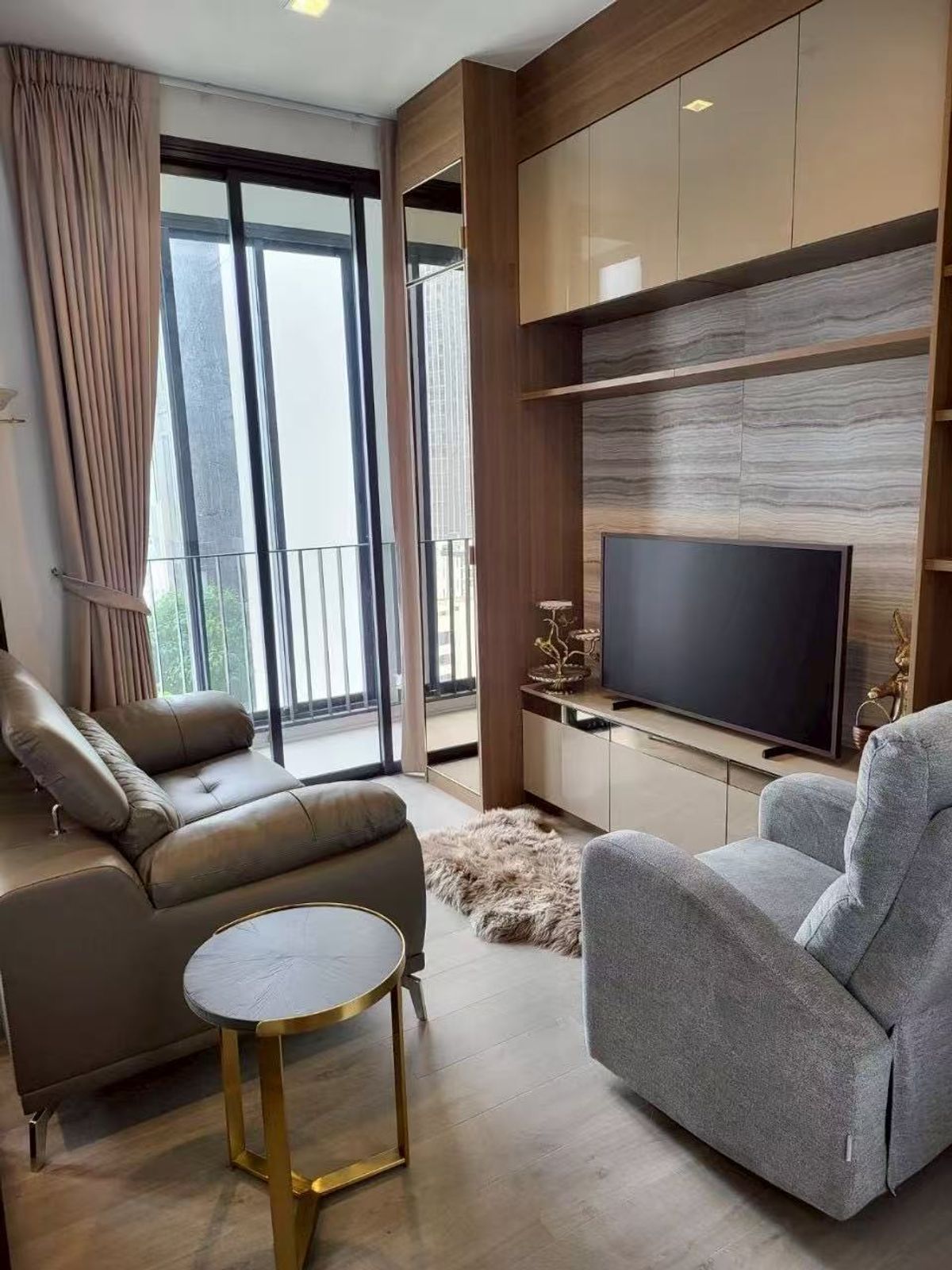 ให้เช่าคอนโดราชเทวี พญาไท : 1-Br Condo at The Address Siam-Ratchathewi near BTS Ratchathewi For Re