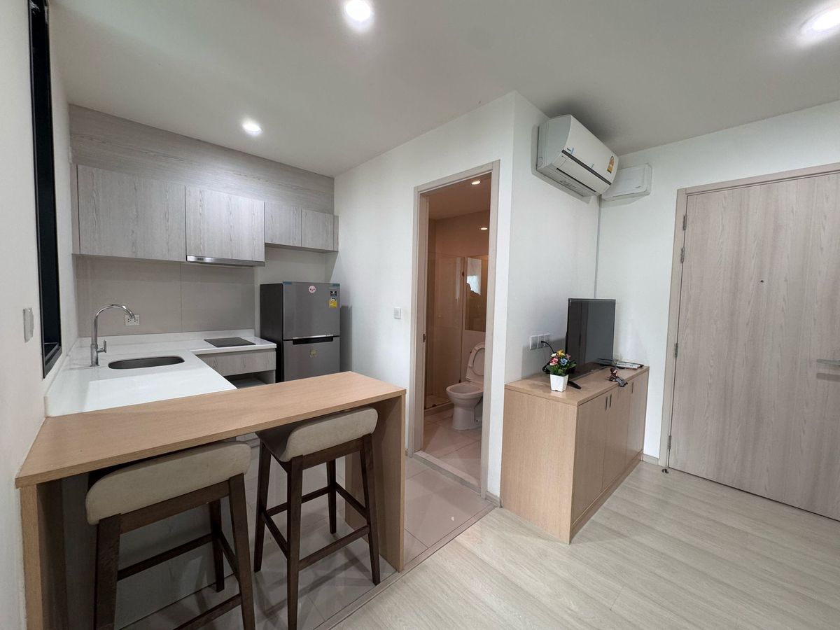 ให้เช่าคอนโดพระราม 9 เพชรบุรีตัดใหม่ RCA : Life Asoke 1 bedroom For Rent