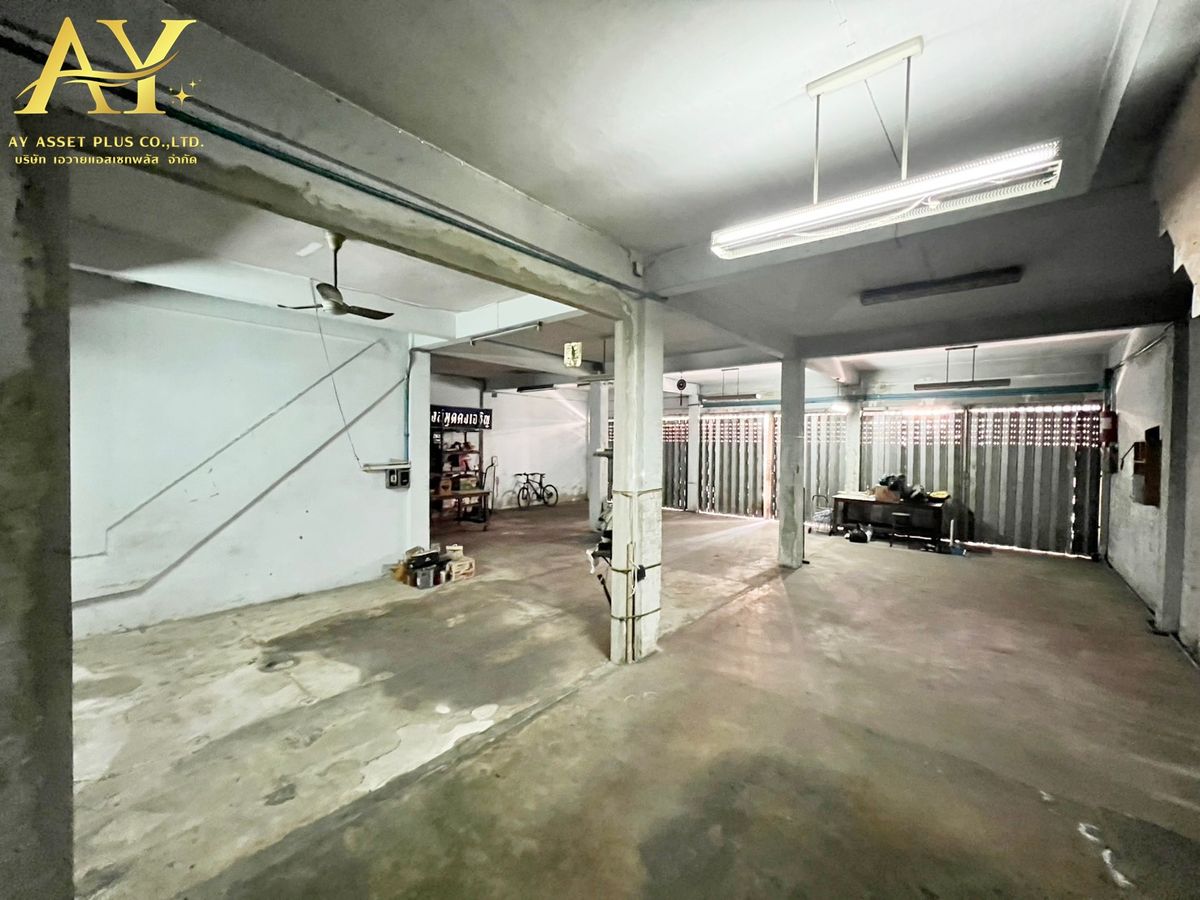 For SaleShop HousePinklao, Charansanitwong : 🏡🏡 V -3 commercial building, 3 booths, Charan Sanitwong 15, Bangkok Yai, Bangkok 42.9 sq.w., Para Special Pia V 18.5 M (selling including 3 booths)