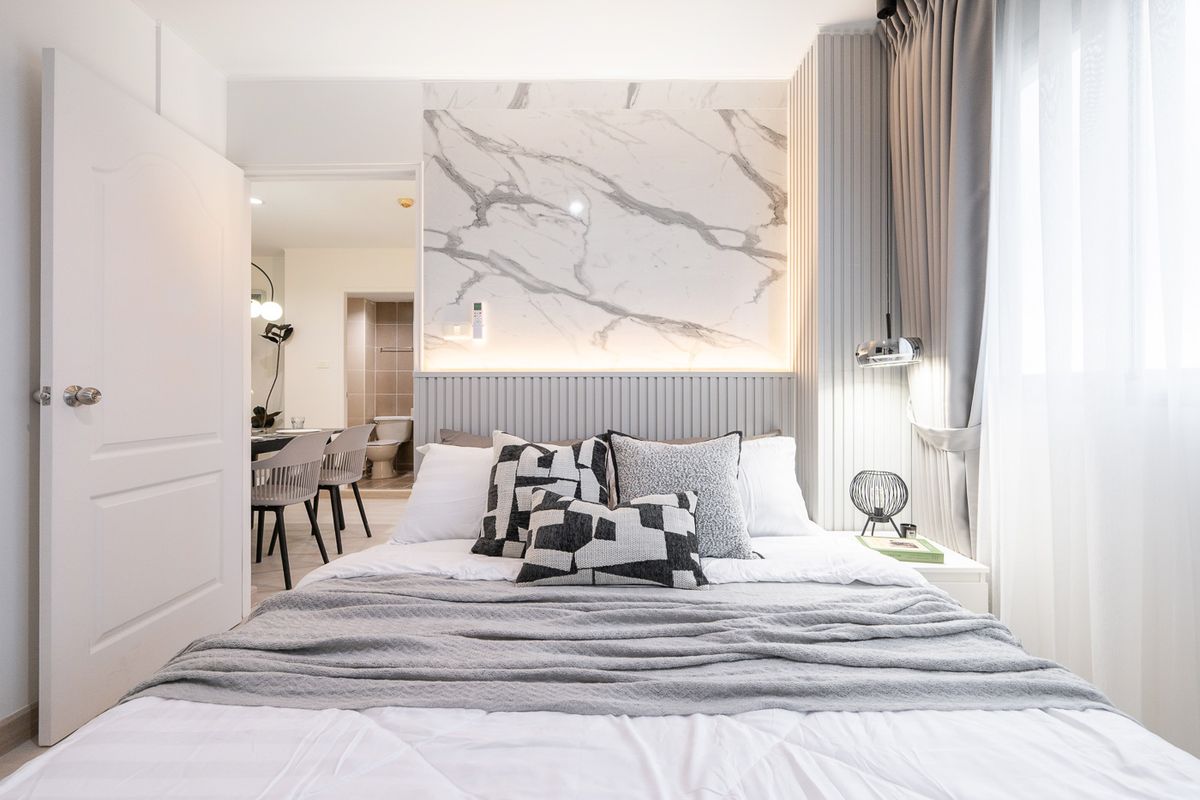 For SaleCondoNawamin, Ramindra : ✨LP-462 Condo for sale near the train 0 meters || Book today* Free Furniture set* New remote condo with a salary 15K can be recovered | Comfortable installments, starting at only 6, xxx B.*