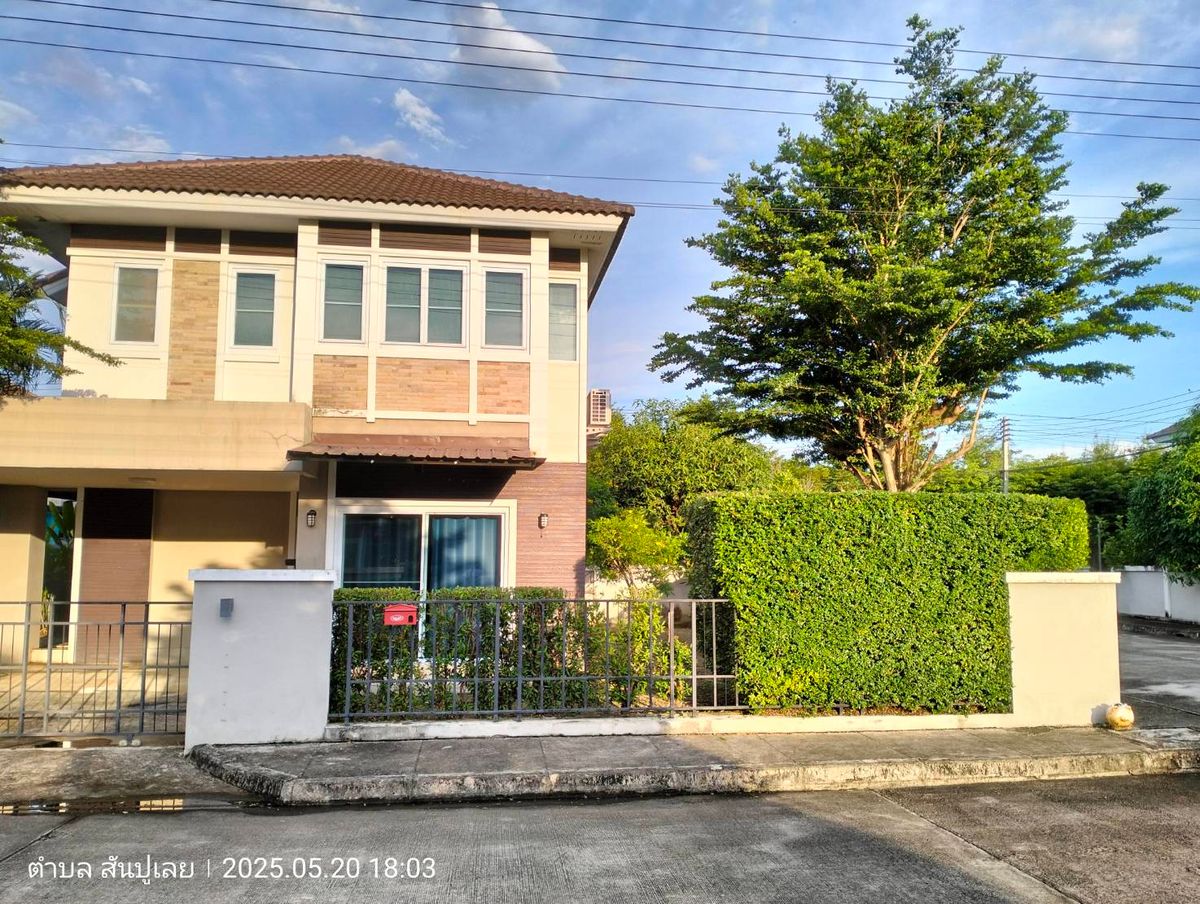 For RentHouseChiang Mai : 出租 ： Ornsirin 6 3BEDS 3BATHS for RENT: House in OrnSirin 3Beds 3BETS House Rental House Orrin 6 3 Middle 3 Water