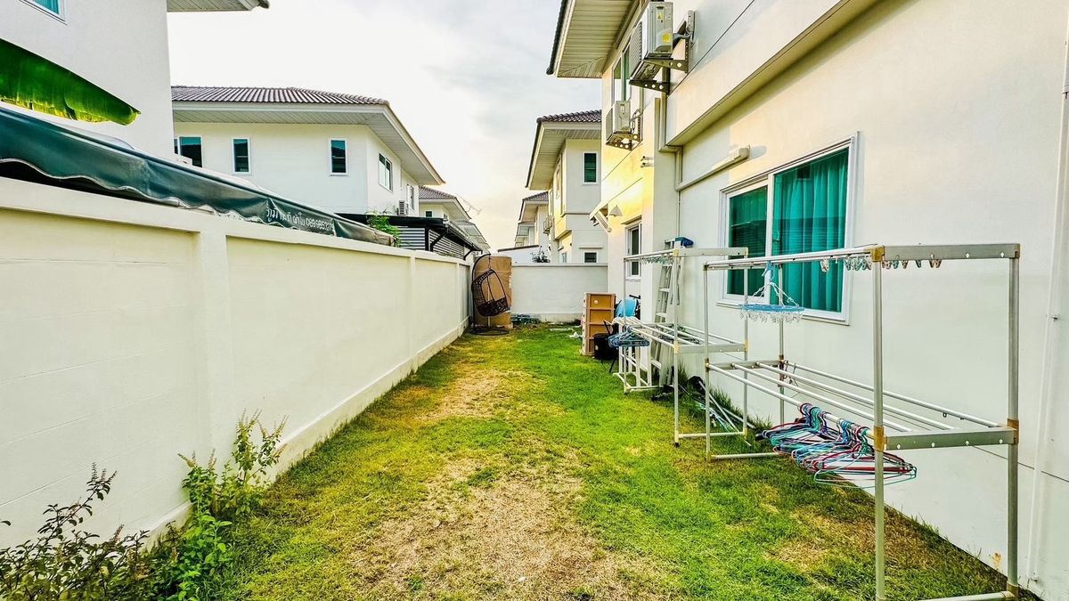 ขายบ้านปทุมธานี รังสิต ธรรมศาสตร์ : บ้านเดี่ยว 2 ชั้น  64.6 ตารางวา ศุภาลัย การ์เด้นวิลล์ กรุงเทพฯ-ปทุมธานี พื้นที่ใช้สอย  197 ตารางเมตร  4 ห้องนอน 3 ห้องน้ำ