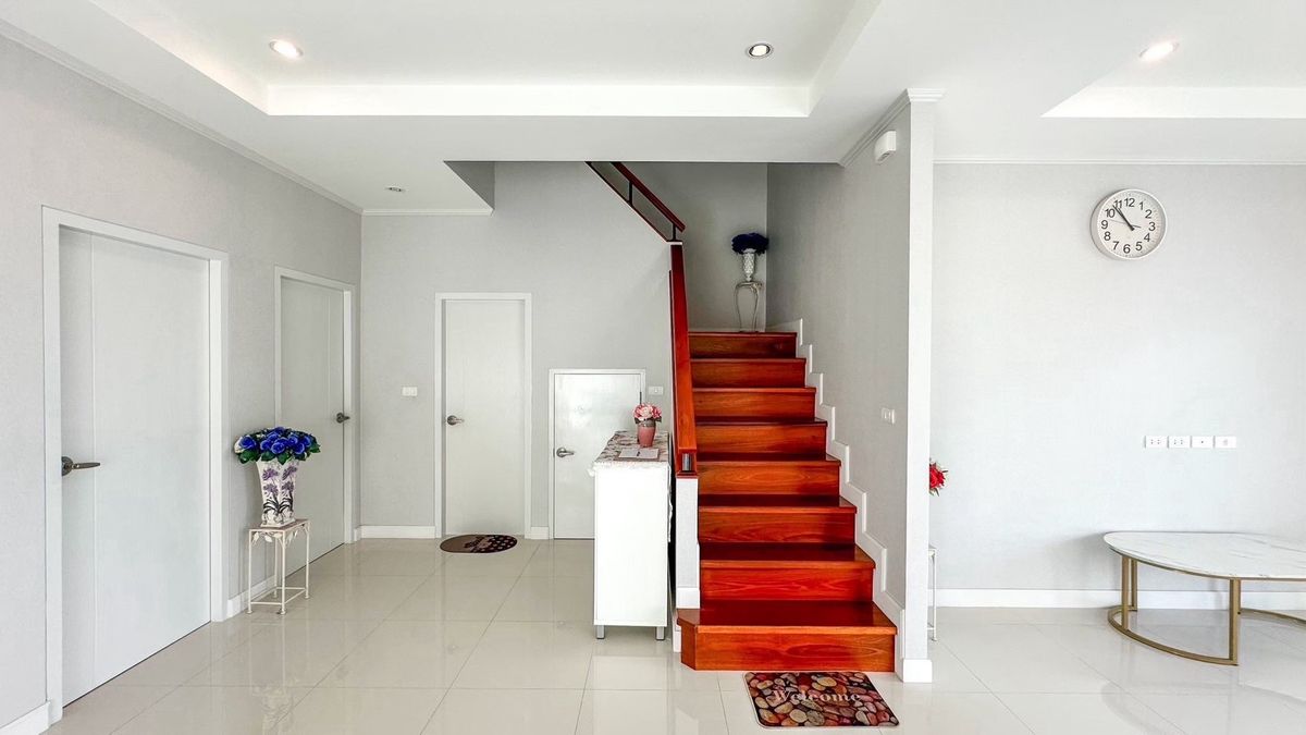 ขายบ้านปทุมธานี รังสิต ธรรมศาสตร์ : บ้านเดี่ยว 2 ชั้น  64.6 ตารางวา ศุภาลัย การ์เด้นวิลล์ กรุงเทพฯ-ปทุมธานี พื้นที่ใช้สอย  197 ตารางเมตร  4 ห้องนอน 3 ห้องน้ำ