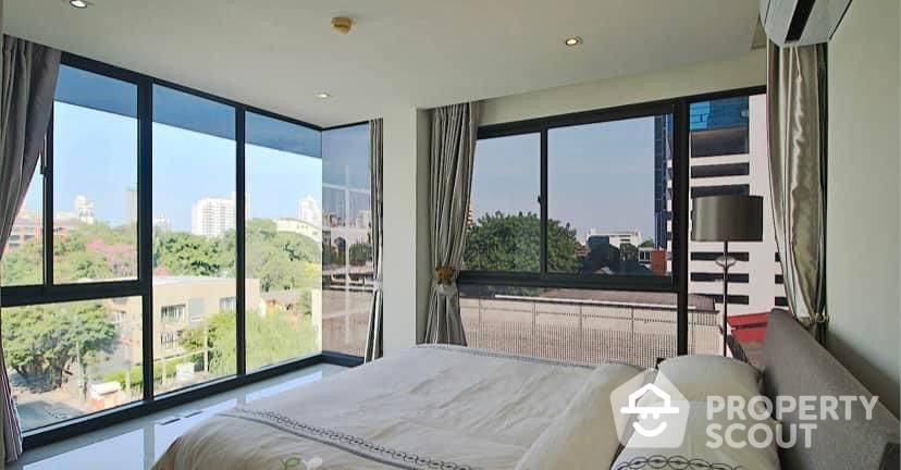 For SaleCondoSukhumvit, Asoke, Thonglor : 2-BR Condo at Socio Reference 61 near BTS Thong Lor
