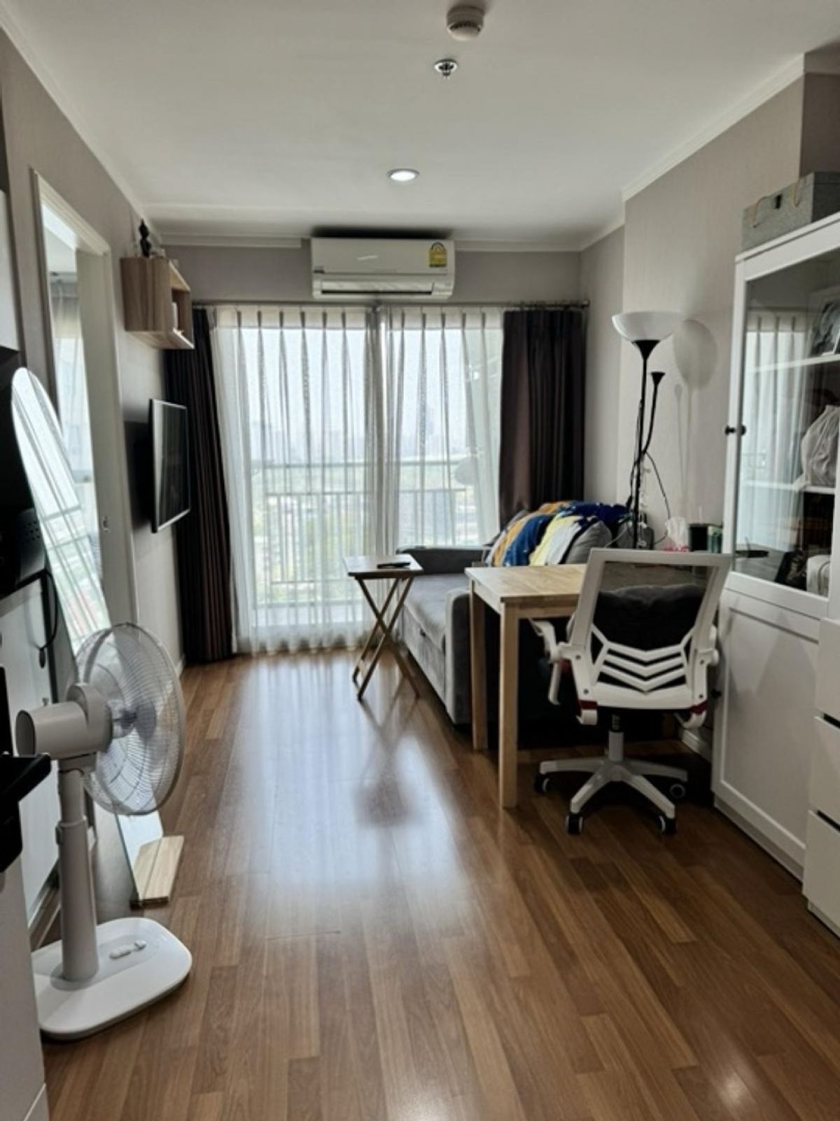 ขายคอนโดพระราม 9 เพชรบุรีตัดใหม่ RCA : ✅ขายถูก condo Lumpini Park  rama 9 ratchada📍พื้นที่ 30 ตร.ม ชั้น 15 
แบบ 1 ห้องนอน 1 ห้องน้ำ ราคา 2,390,000 บาท 🔔รีบจองเลย