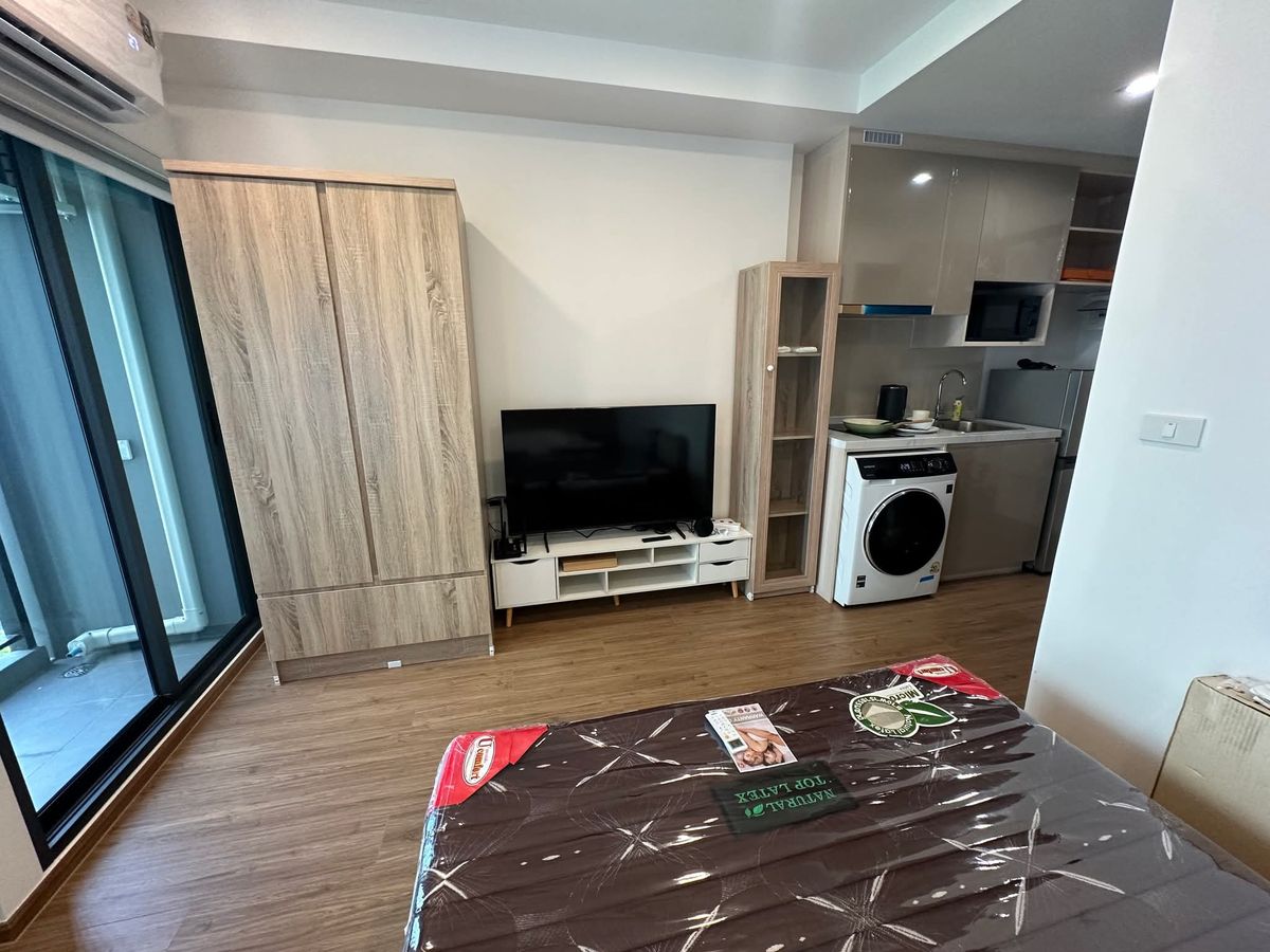 For RentCondoRamkhamhaeng, Hua Mak : [[Rent]] New condo near MRT, Lamsalee Intersection, The Livin Ramkhamheng Condo (The Living Ramkhamhaeng