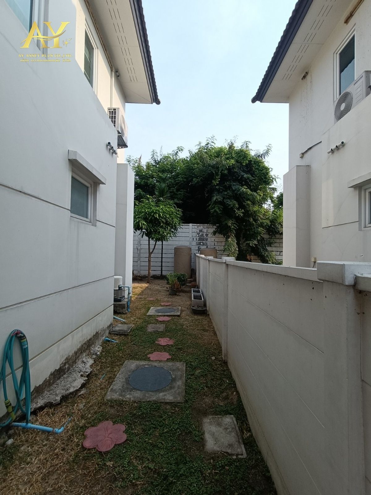 ขายบ้านนวมินทร์ รามอินทรา : ขายด่วน!!!🔥  บ้านเดี่ยว 60.9 ตรว. โครงการเดอะเซนโทร รามอินทรา 109 ซอยพระยาสุเรนทร์ 21 รามอินทรา ถูกสุดในโครงการ เพียง 5.6 ล้าน!! 