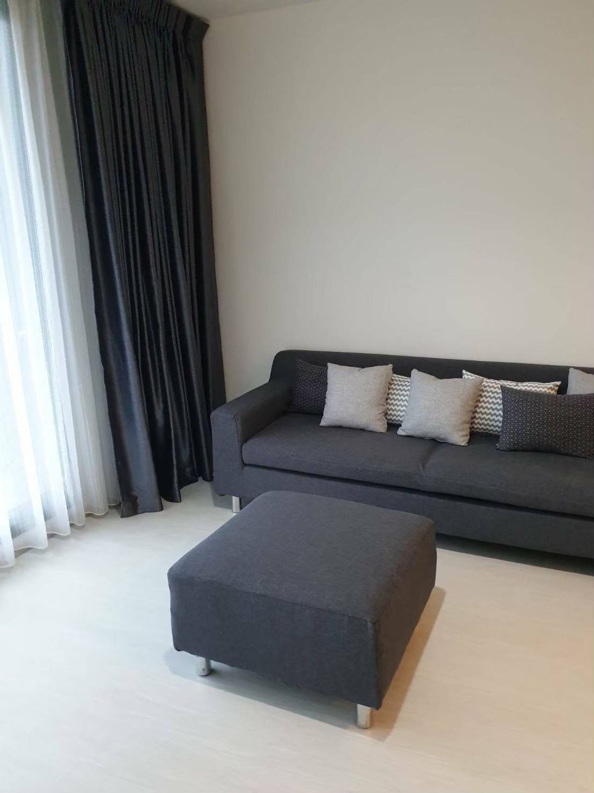 ขายคอนโดสุขุมวิท อโศก ทองหล่อ : ขายพร้อมผู้เช่า  Rhythm Sukhumvit 42  2ห้องนอน 80 ตรม. ราคาพิเศษ!!! BTS เอกมัย 