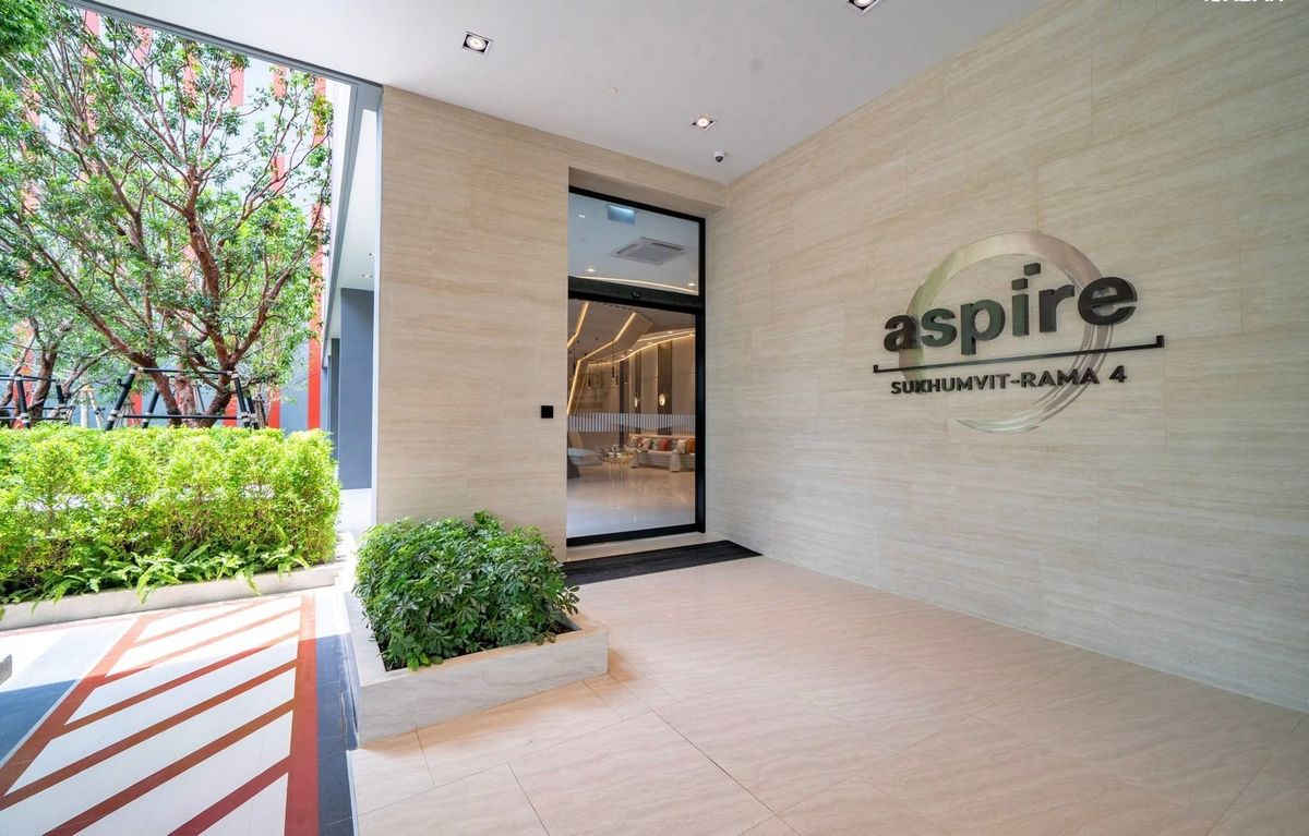 For SaleCondoKhlongtoei, Kluaynamthai : 24 SQ.M. Aspire Sukhumvit Rama4 & LT; 2,130,000 Refrain from negotiation. T. 087-557-6479