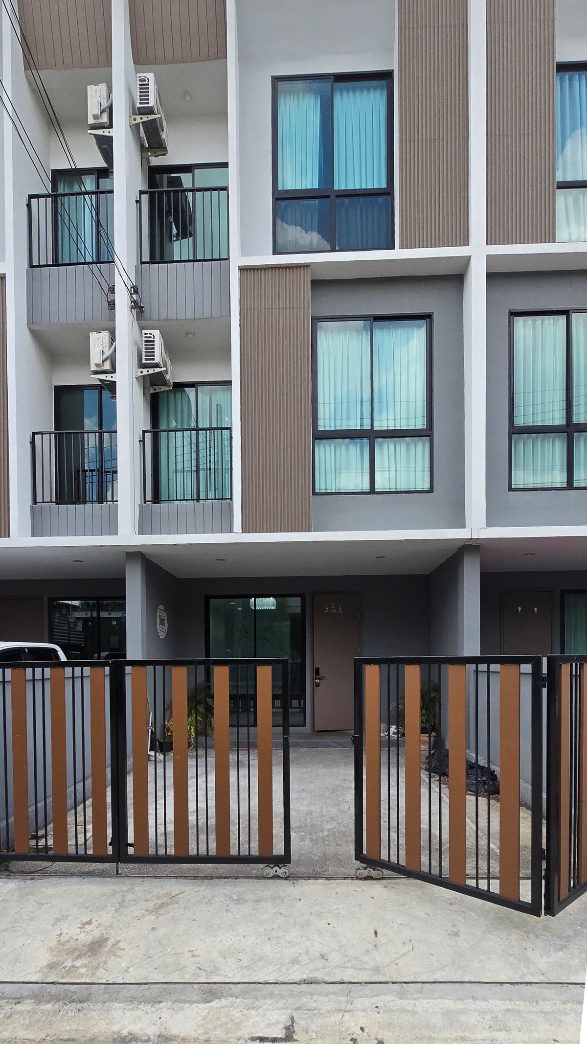 ทาวน์โฮมวิภาวดี ดอนเมือง หลักสี่ : ทาวน์โฮม Nue Connex Donmueng ปล่อยเช่า 40,000 บาท