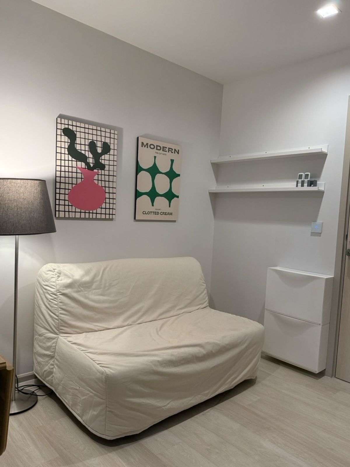 For RentCondoWitthayu, Chidlom, Langsuan, Ploenchit : Life One Wireless Condo for Rent