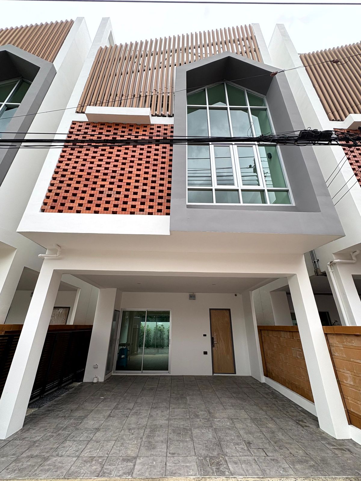 For SaleHouseOnnut, Udomsuk : 3-storey house SUKHUMVIT 101/1 ABLE HOME project
