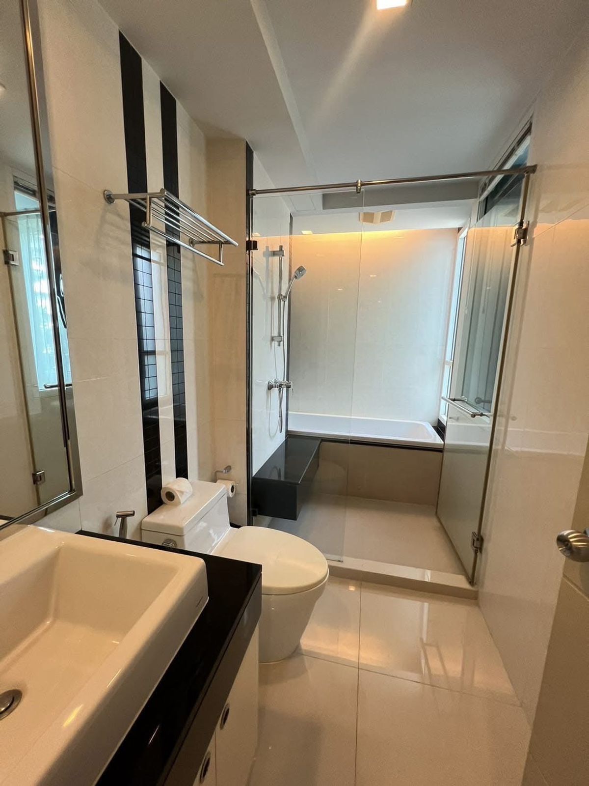 For RentCondoSukhumvit, Asoke, Thonglor : ✅ 33BV102 ✅ Line ID : @p2nproperty
