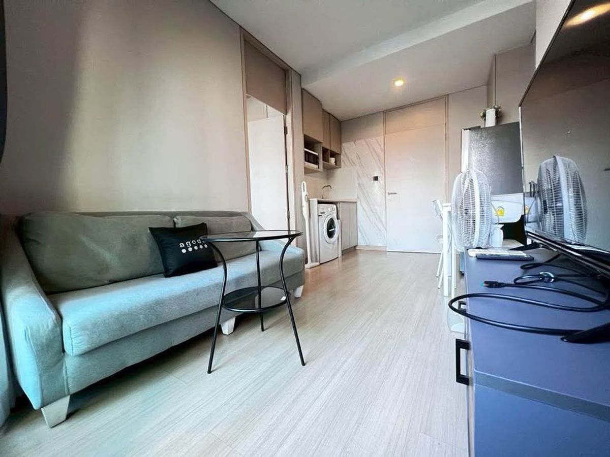 ให้เช่าคอนโดพระราม 9 เพชรบุรีตัดใหม่ RCA : ให้เช่า Lumpini Suite เพชรบุรี - มักกะสัน | 1 ห้องนอน | ชั้น 12 | 30 ตร.ม. | ค่าเช่า 15,000 บาท/เดือน | ใกล้ MRT เพชรบุรี | Ref: T1764