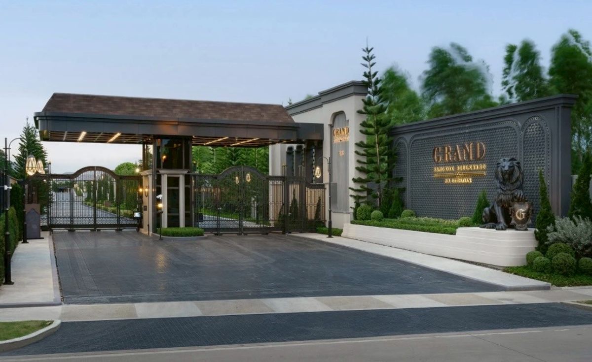 ขายบ้านพุทธมณฑล ศาลายา : โครงการแกรนด์ บางกอก บูเลอวาร์ด ณ อุทยาน (Grand Bangkok Boulevard Uthayan) ถนนอุทยาน  แขวงศาลาธรรมสพน์ เขตทวีวัฒนา กรุงเทพมหานคร