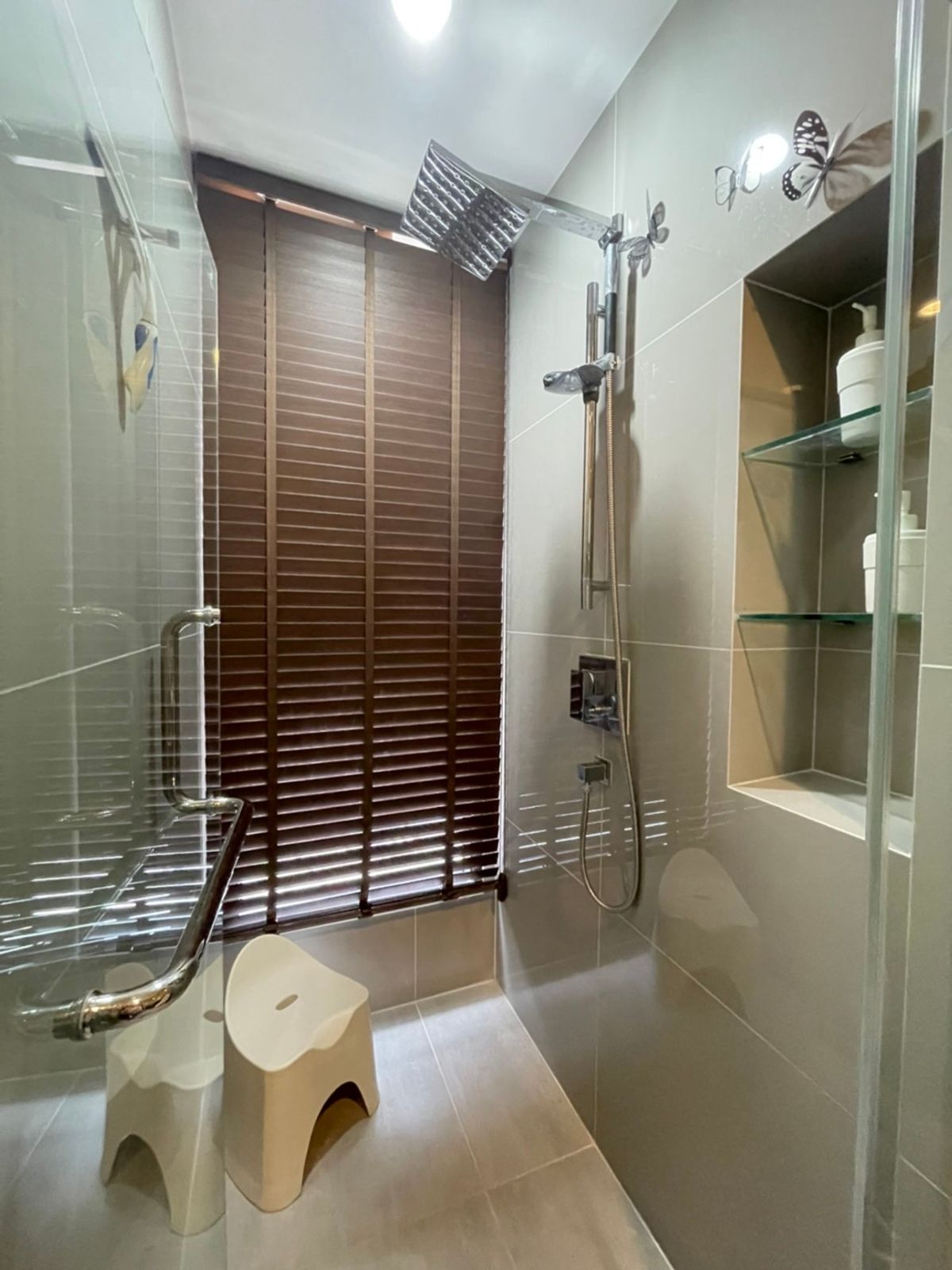 ขายคอนโดพระราม 9 เพชรบุรีตัดใหม่ RCA : ขายด่วน ห้องสวยมาก Ideo Mobi Asoke พร้อมเฟอนิเจอร์ เครื่องใช้ไฟฟ้าครบ