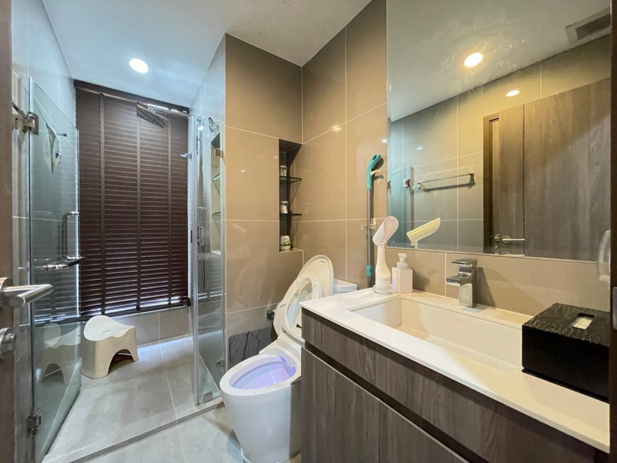 ขายคอนโดพระราม 9 เพชรบุรีตัดใหม่ RCA : ขายด่วน ห้องสวยมาก Ideo Mobi Asoke พร้อมเฟอนิเจอร์ เครื่องใช้ไฟฟ้าครบ