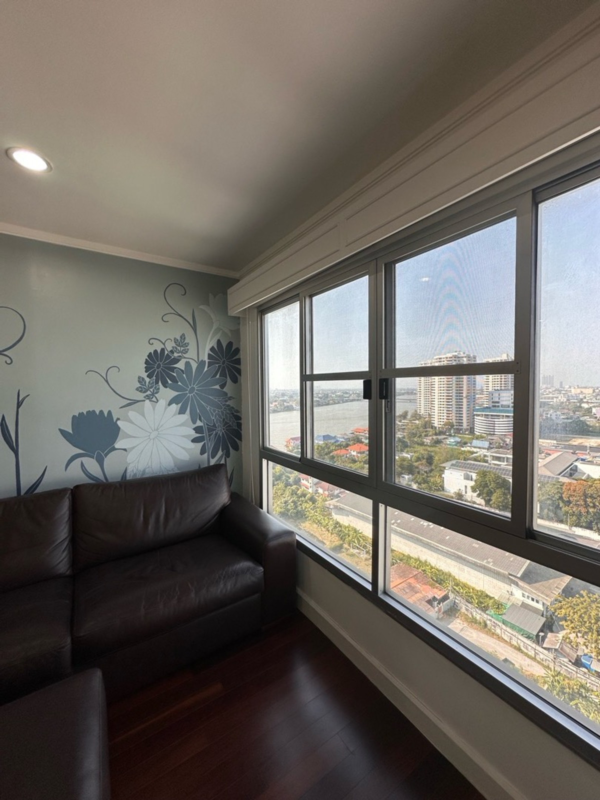 ขายคอนโดรัตนาธิเบศร์ สนามบินน้ำ พระนั่งเกล้า : 2 ห้องนอน วิวแม่น้ำ 180 องศา ลมเย็น พร้อมเข้าอยู่อาศัย ตรม.ละ 54,000 